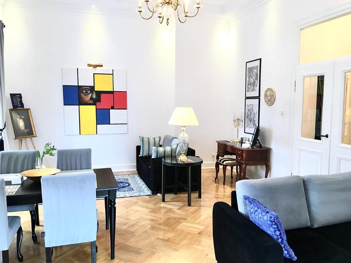Luxury Suites & Apartments Mondrian Market Square II Warszawa Zewnętrze zdjęcie