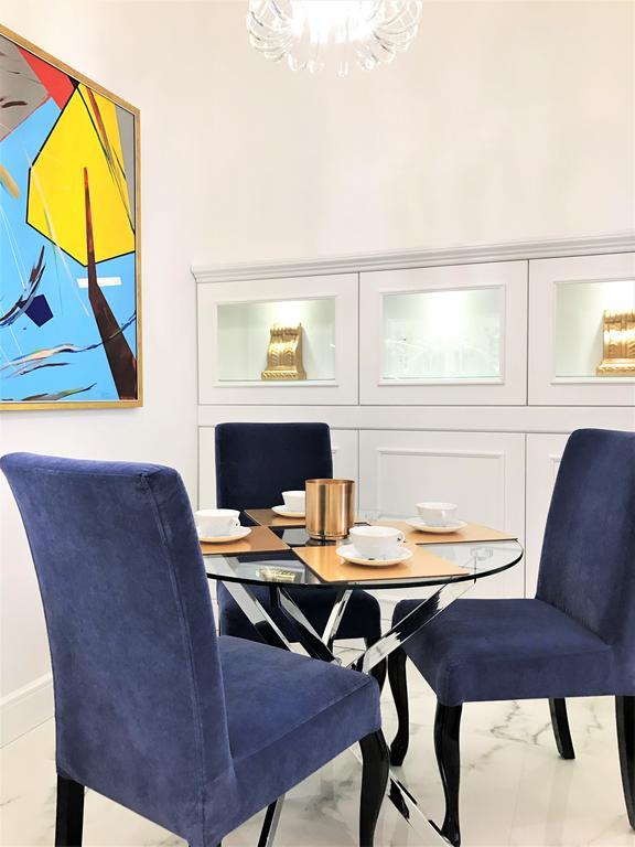 Luxury Suites & Apartments Mondrian Market Square II Warszawa Zewnętrze zdjęcie